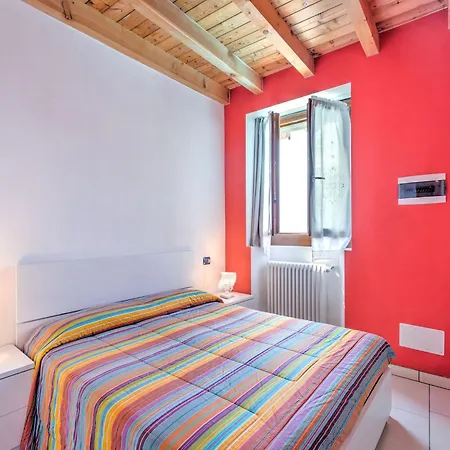 Apartment Near Lake Como With Pool, Cleaning Included 赫拉弗多纳