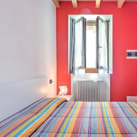 度假居 Apartment Near Lake Como With Pool, Cleaning Included 赫拉弗多纳