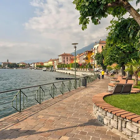 Prázdninový dům Apartment Near Lake Como With Pool, Cleaning Included *